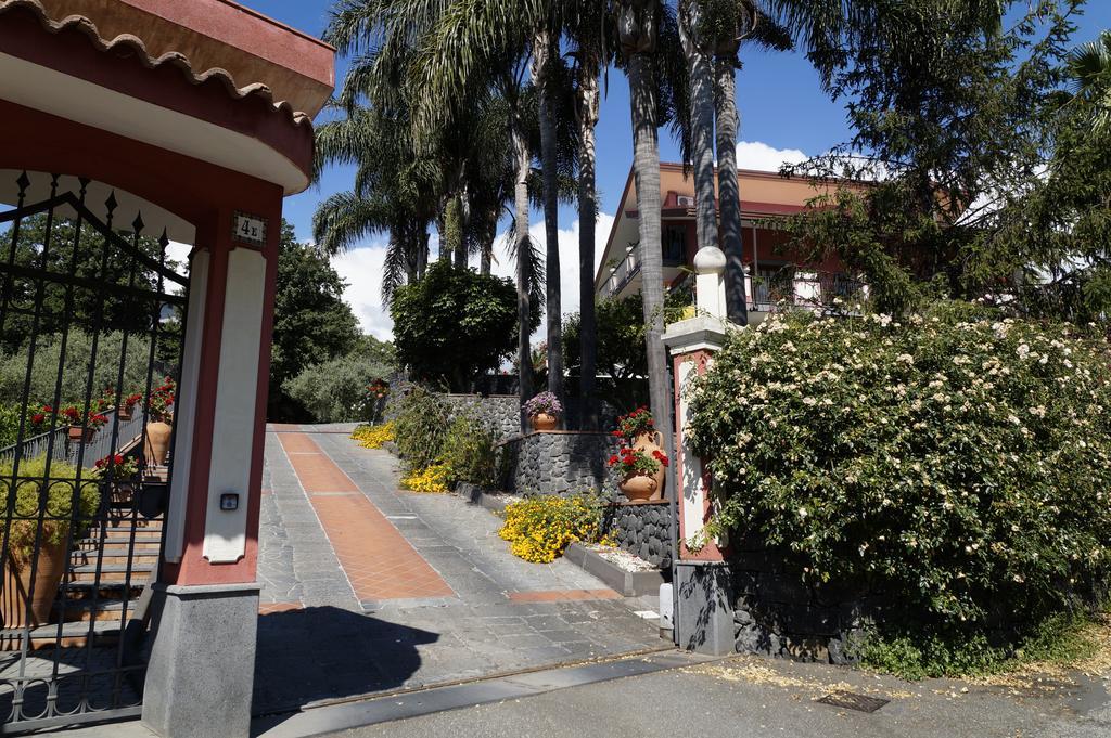 Villa Esclusiva Con Piscina Privata E Vista Etna Zafferana Etnea Luaran gambar